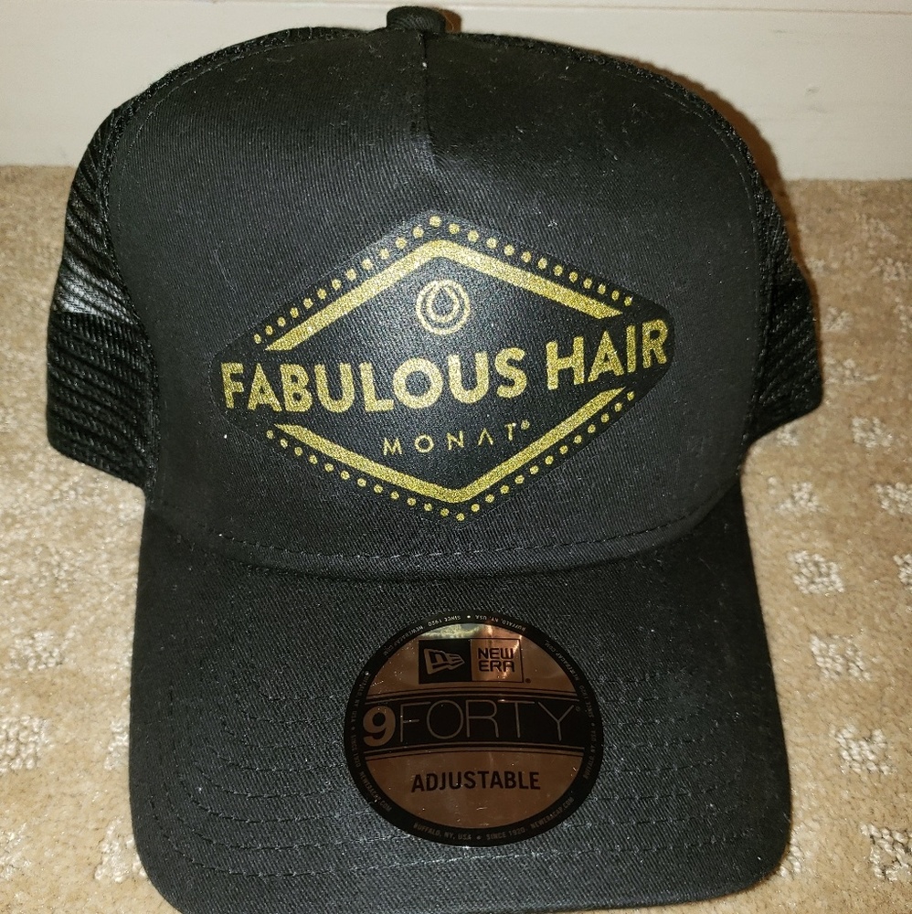 Monat Trucker Hat